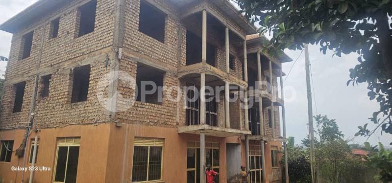 3 bedroom Apartment Block Apartment for sale Salama road Munyonyo  Munyonyo Kampala Central - 3