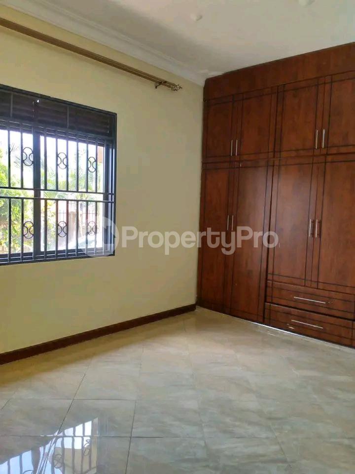 1 bedroom mini flat  Apartment for rent Kyanja road  Kampala Central - 4