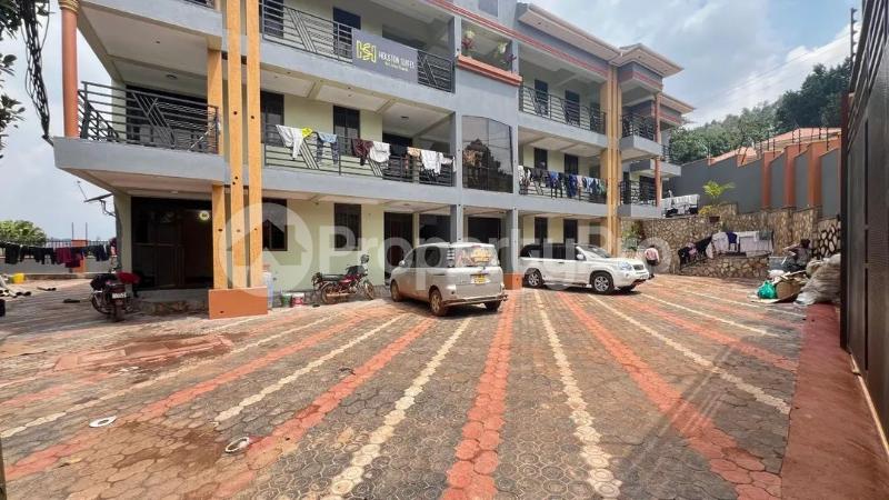 2 bedroom Apartment Block Apartment for sale Zana Entebbe road  Kampala Central Kampala Central - 6