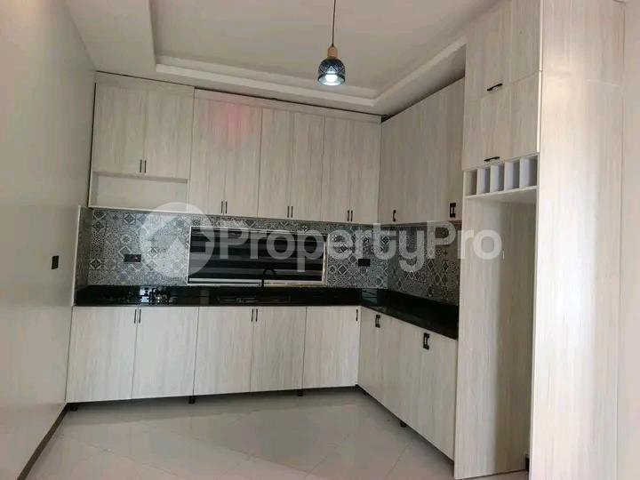 1 bedroom mini flat  Apartment Block Apartment for sale Kyanja road  Kampala Central Kampala Central - 7