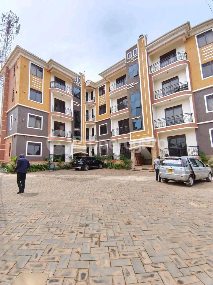 1 bedroom mini flat  Apartment Block Apartment for sale Kiwatule najjera road  Kampala Central Kampala Central - 1