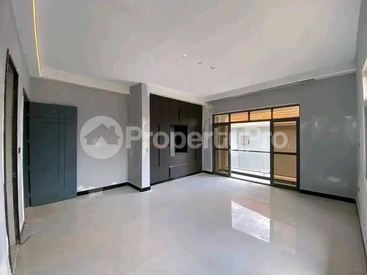 1 bedroom mini flat  Apartment Block Apartment for sale Kyanja  Kampala Central Kampala Central - 4