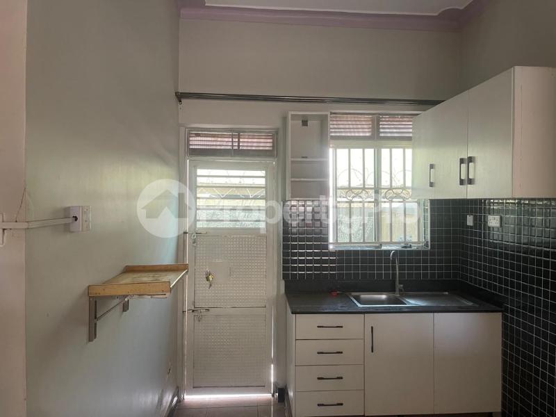 2 bedroom Apartment Block Apartment for rent Off Victoria View Road Kansanga Kampala Central - 1