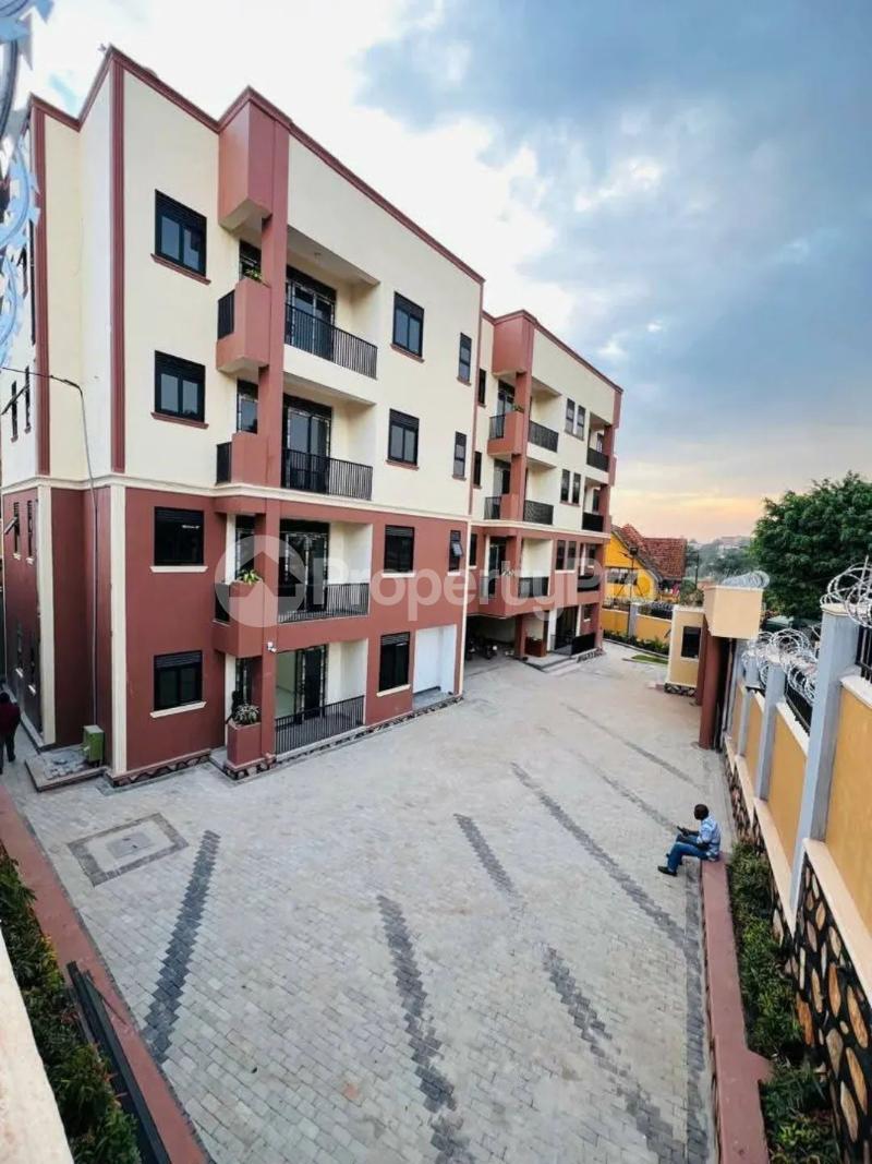 1 bedroom mini flat  Apartment Block Apartment for sale Kansanga gabba road Kansanga Kampala Central - 3