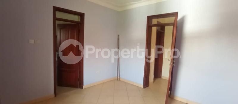 3 bedroom Apartment Block Apartment for sale Namugongo nsawo estate  Kira Wakiso Central - 13