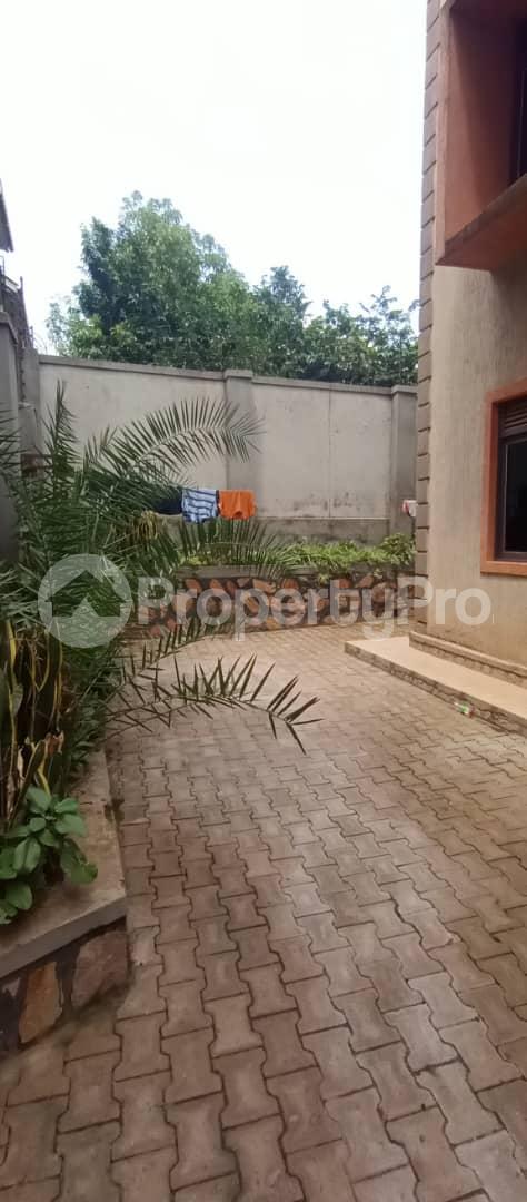 3 bedroom Apartment Block Apartment for sale Namugongo nsawo estate  Kira Wakiso Central - 2