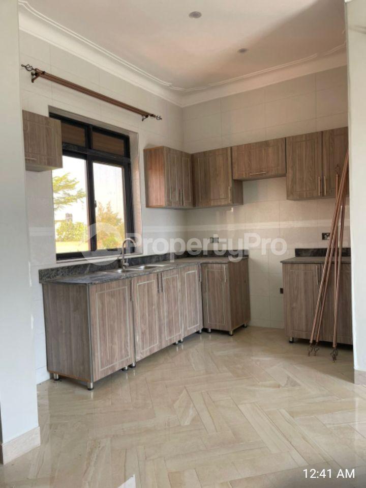 1 bedroom mini flat  Apartment Block Apartment for rent kyanja Kyambogo Kampala Central - 6