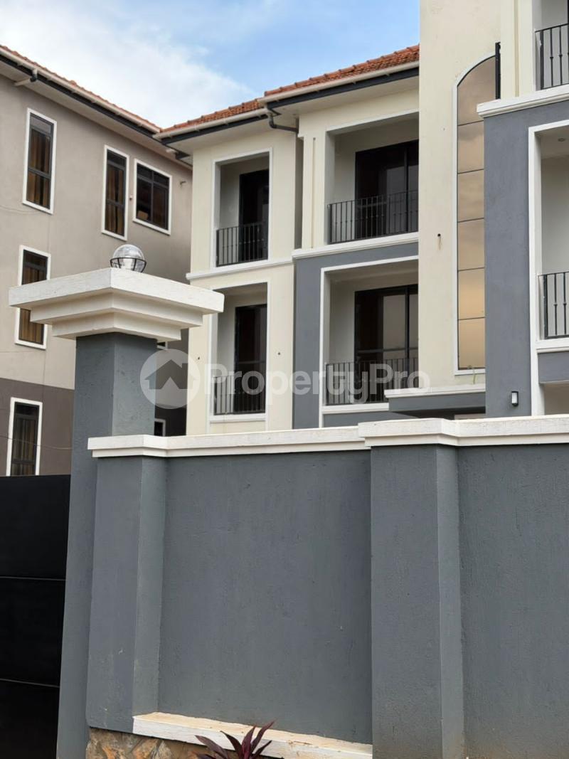 1 bedroom mini flat  Apartment Block Apartment for sale Kyanja ringroad  Kampala Central Kampala Central - 1