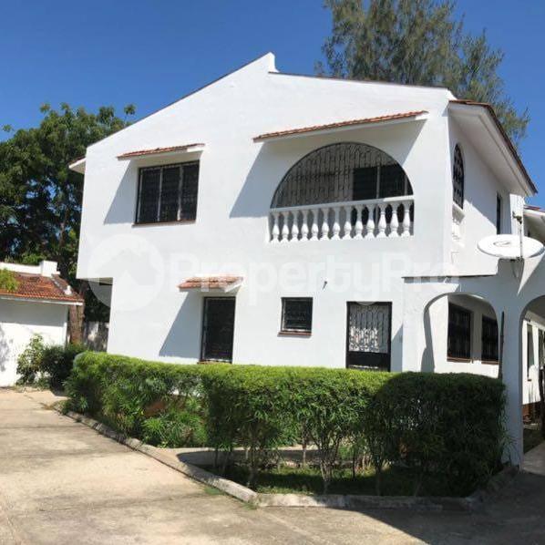 6 bedroom Townhouses Houses for shortlet Nyali Area Nyali Mombasa