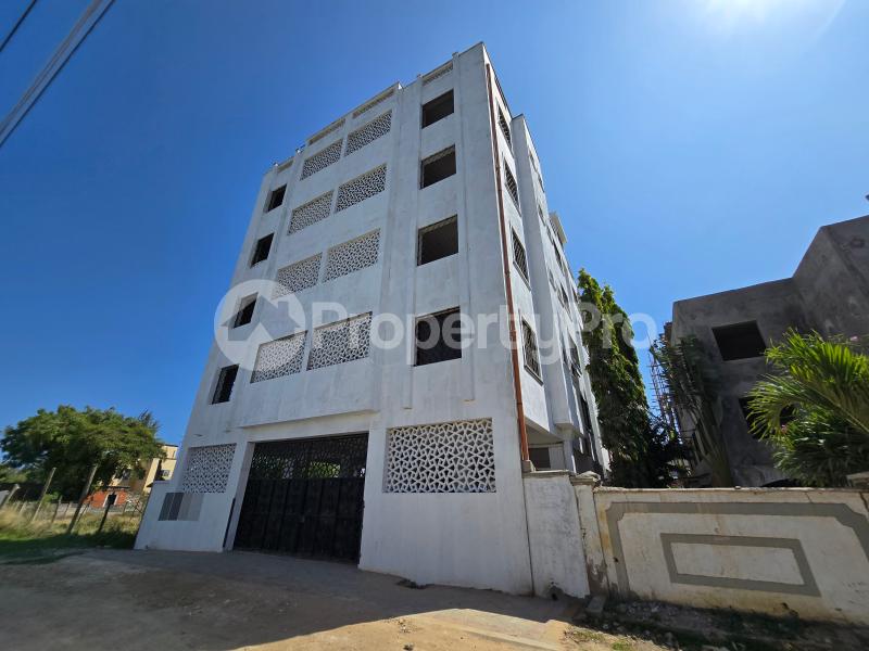 2 bedroom Flat&Apartment for sale Bamburi Mtambo Bamburi Mombasa - 1