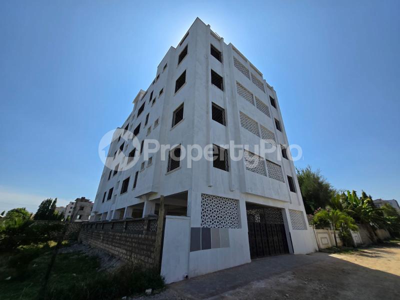 2 bedroom Flat&Apartment for sale Mtambo Road Bamburi Mombasa - 0