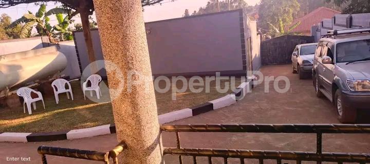 3 bedroom Bungalow Apartment for sale Gayaza road  Kampala Central Kampala Central - 6