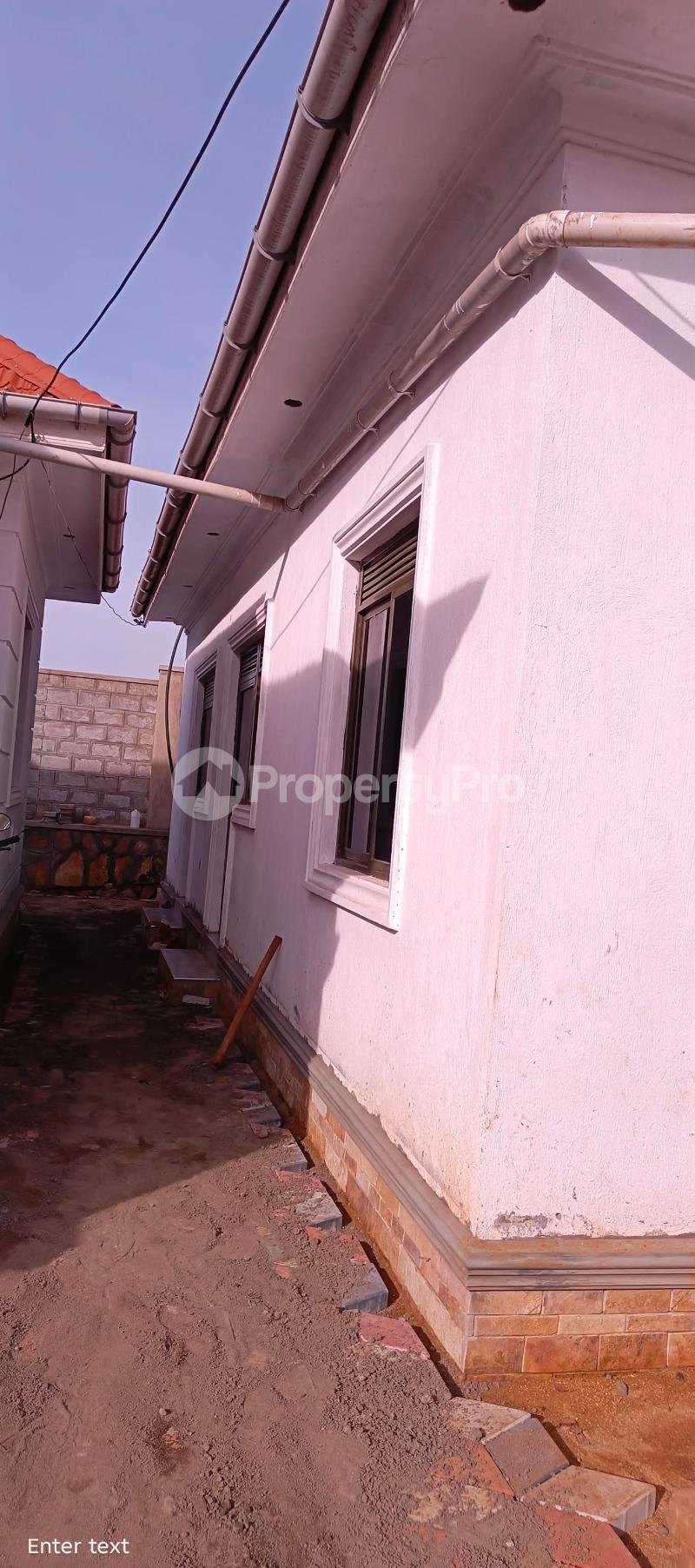 4 bedroom Villa for sale Kasangati matuga road  Kawempe Wakiso Central - 4
