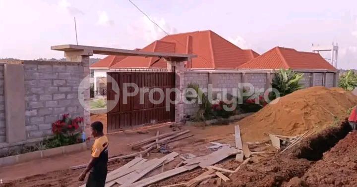 4 bedroom Bungalow Apartment for sale Kira road  Kampala Central Kampala Central - 3
