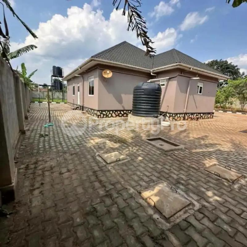4 bedroom Villa for sale Mukono nakifuma kabembe Mukono Central - 8