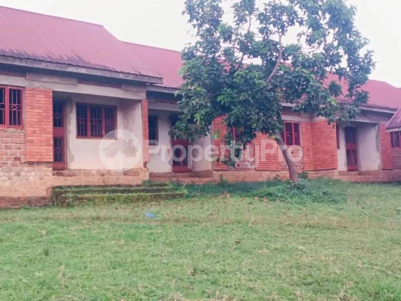 2 bedroom Bungalow Apartment for sale Bweyogerere kiwanga  Kampala Central Kampala Central - 0