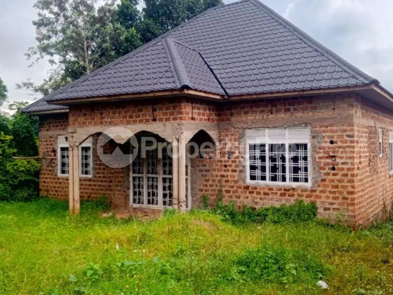 3 bedroom Villa for sale Bombo town Luweero Central - 3