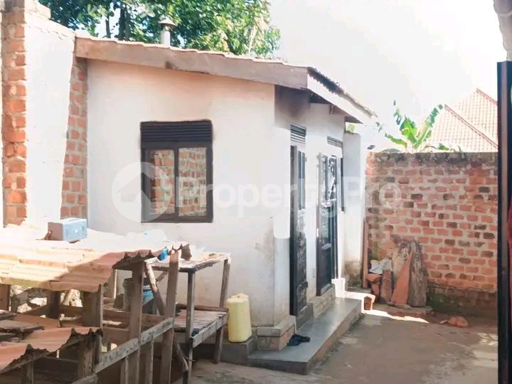 2 bedroom Bungalow Apartment for sale Seeta bajjo  Bajo Mukono Central - 2