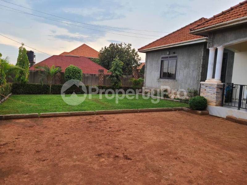 3 bedroom Villa for sale Kitende lumuli Kampala Central Kampala Central - 1