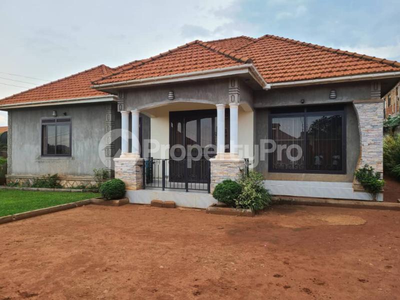 3 bedroom Villa for sale Kitende lumuli Kampala Central Kampala Central - 3