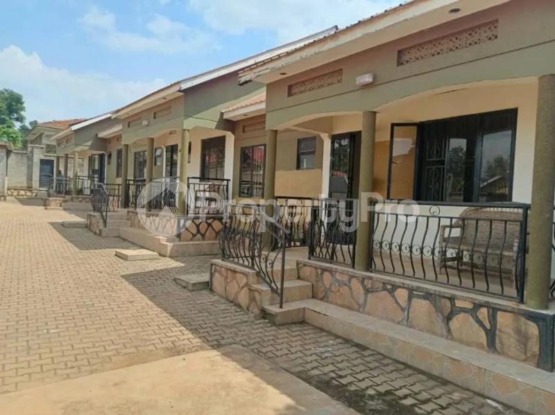 2 bedroom Bungalow Apartment for sale Bweyogerere kiwanga jomayi estate  Goma Mukono Central - 2
