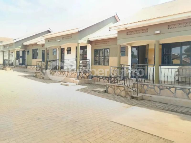 2 bedroom Bungalow Apartment for sale Bweyogerere kiwanga jomayi estate  Goma Mukono Central - 5