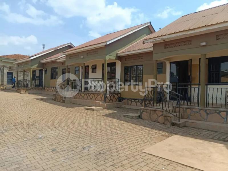 2 bedroom Bungalow Apartment for sale Bweyogerere kiwanga jomayi estate  Goma Mukono Central - 1