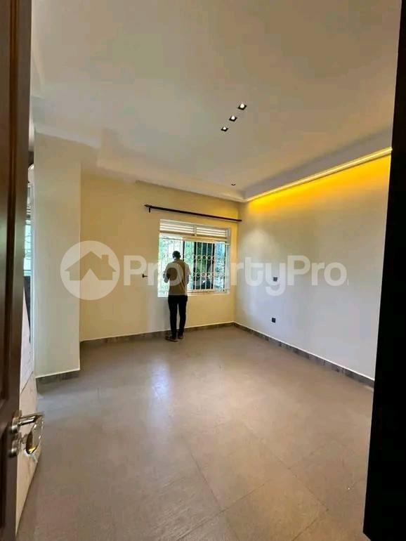 1 bedroom mini flat  Apartment Block Apartment for rent Bbunga road Kampala Central - 3