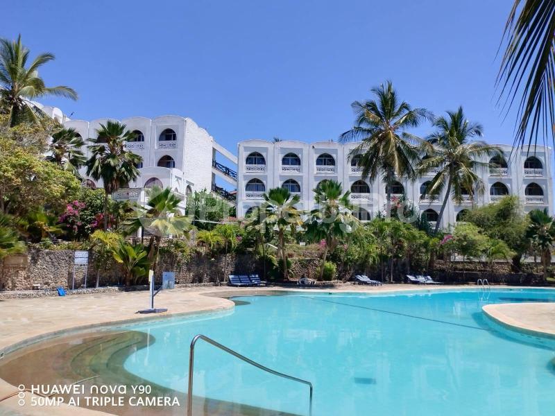 10 bedroom Rooms Flat&Apartment for sale Beachroad Ukunda Ukunda Kwale