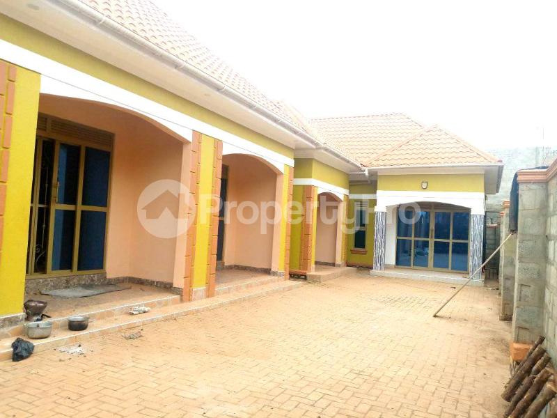 1 bedroom mini flat  Bungalow Apartment for rent gayaza road Gayaza Wakiso Central - 5