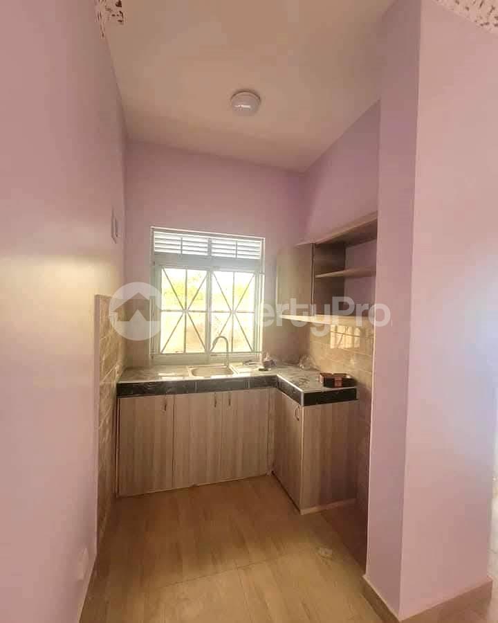 1 bedroom mini flat  Bungalow Apartment for rent kira road Kira Wakiso Central - 2