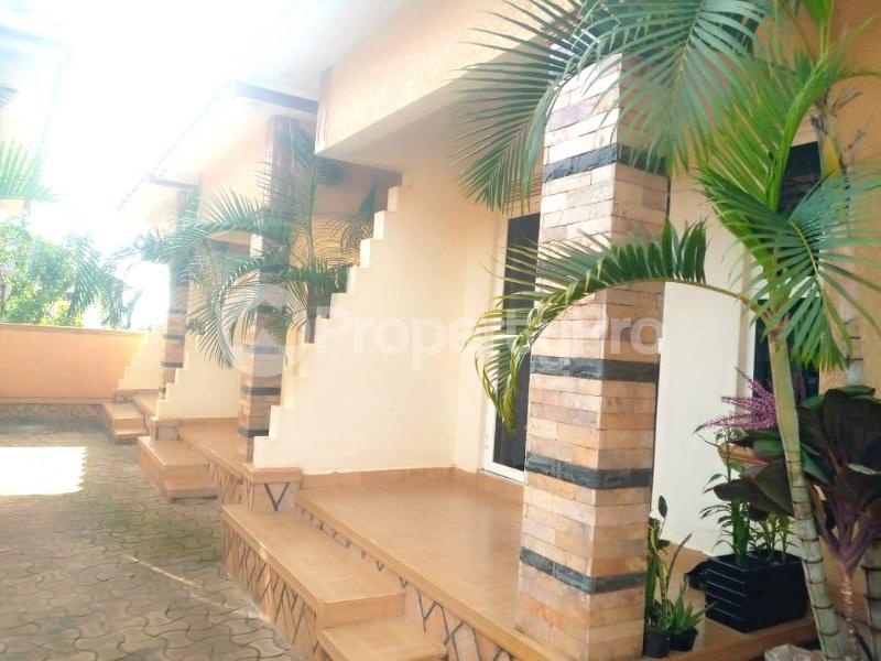 1 bedroom mini flat  Bungalow Apartment for rent kisaasi road Kisaasi Kampala Central - 5