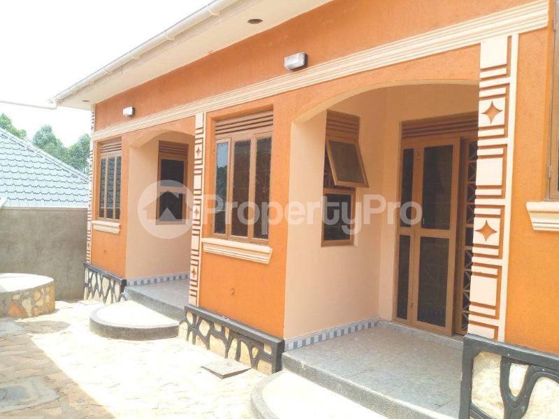 1 bedroom mini flat  Bungalow Apartment for rent gayaza road Gayaza Wakiso Central - 7