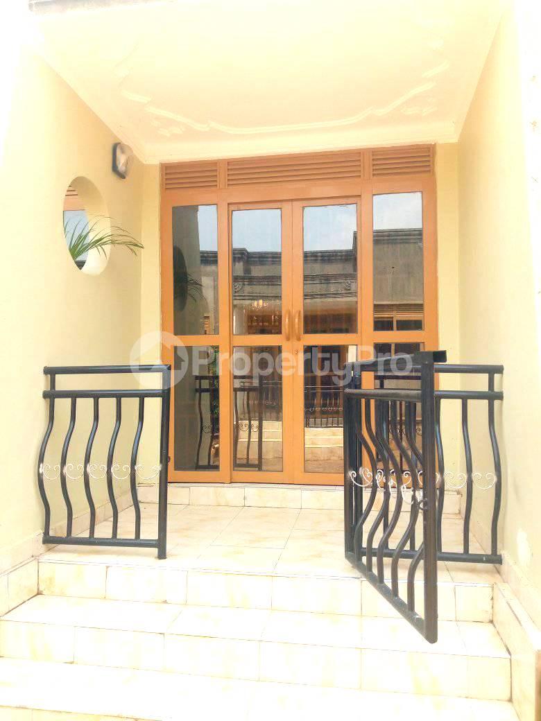 1 bedroom mini flat  Bungalow Apartment for rent gayaza road Gayaza Wakiso Central - 4
