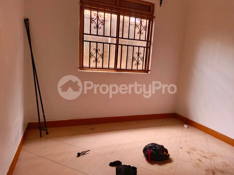 1 bedroom mini flat  Bungalow Apartment for rent namugongo road Wakiso Central - 7