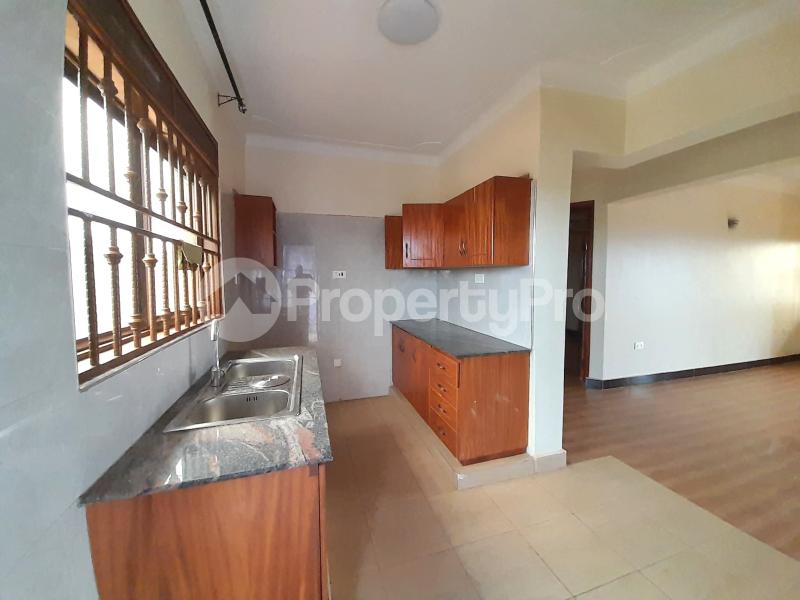 2 bedroom Apartment Block Apartment for rent bweyogerere road Wakiso Central - 5