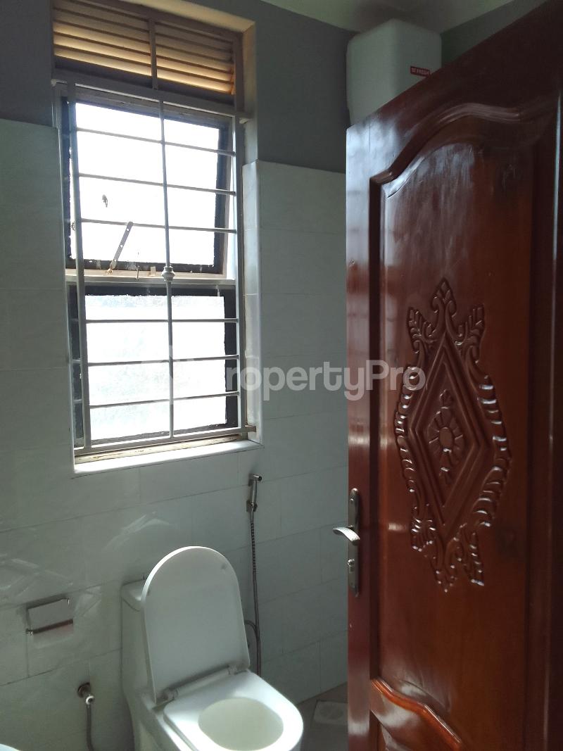 2 bedroom Apartment Block Apartment for rent kisaasi road Kisaasi Kampala Central - 4