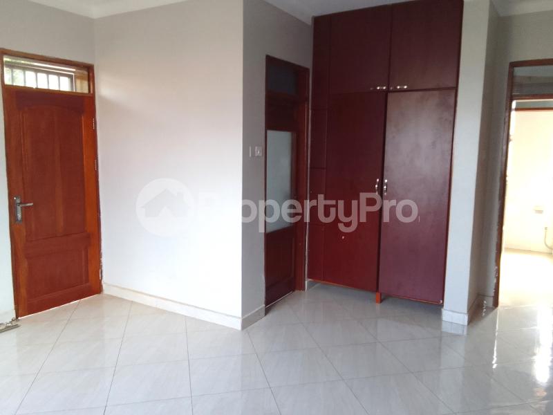 2 bedroom Apartment Block Apartment for rent kisaasi road Kisaasi Kampala Central - 8