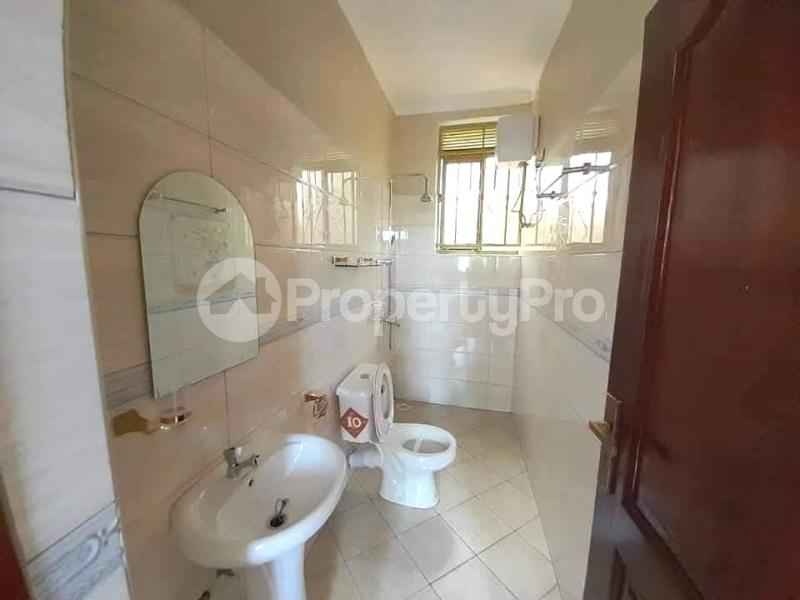 2 bedroom Apartment Block Apartment for rent namugongo road Wakiso Central - 3