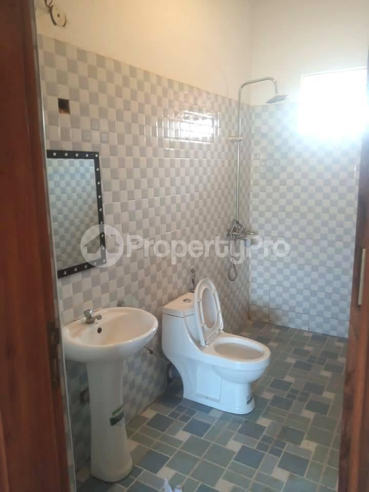 2 bedroom Apartment Block Apartment for rent namugongo road Wakiso Central - 6