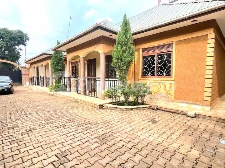 2 bedroom Bungalow Apartment for rent gayaza road Gayaza Wakiso Central - 6