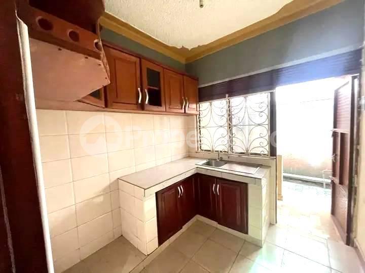2 bedroom Bungalow Apartment for rent gayaza road Gayaza Wakiso Central - 4