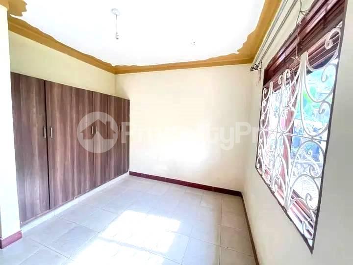 2 bedroom Bungalow Apartment for rent gayaza road Gayaza Wakiso Central - 2