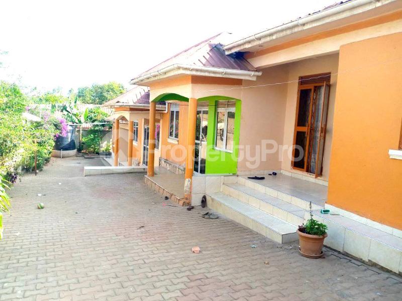 2 bedroom Bungalow Apartment for rent kasangati road Wakiso Central - 1