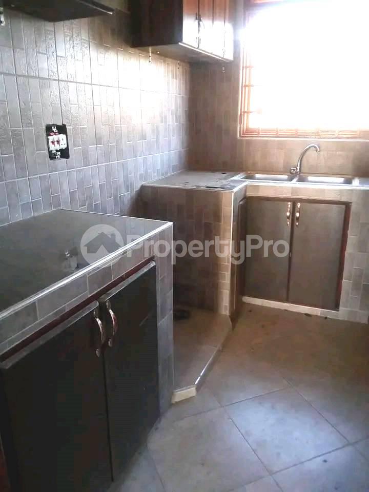 2 bedroom Bungalow Apartment for rent gayaza road Gayaza Wakiso Central - 5
