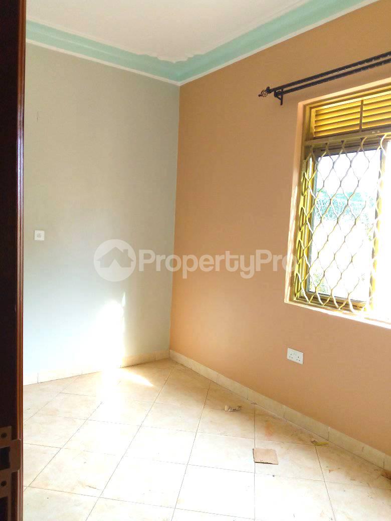 2 bedroom Apartment Block Apartment for rent gayaza road Gayaza Wakiso Central - 7