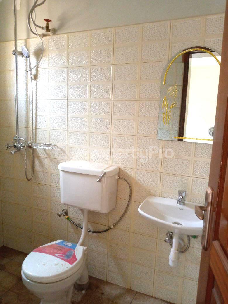 2 bedroom Apartment Block Apartment for rent gayaza road Gayaza Wakiso Central - 3