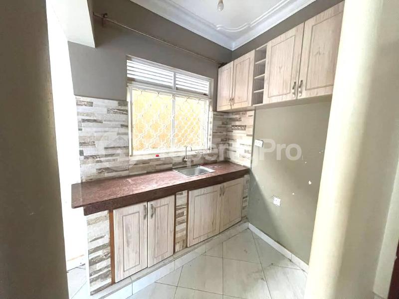 2 bedroom Bungalow Apartment for rent kyanja road Kampala Central - 3