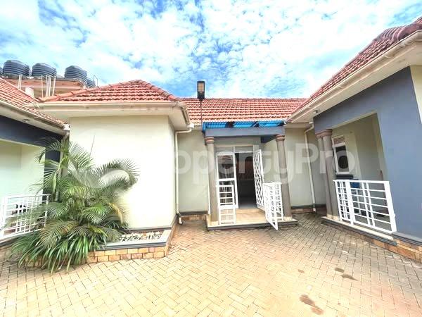 2 bedroom Bungalow Apartment for rent kyanja road Kampala Central - 8