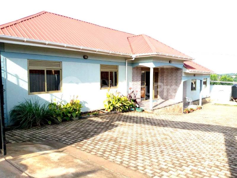 3 bedroom Bungalow Apartment for rent gayaza road Gayaza Wakiso Central - 5